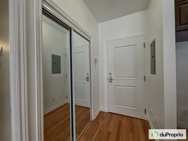 $357,500 - Condominium for sale in Ahuntsic / Cartierville — photo 1