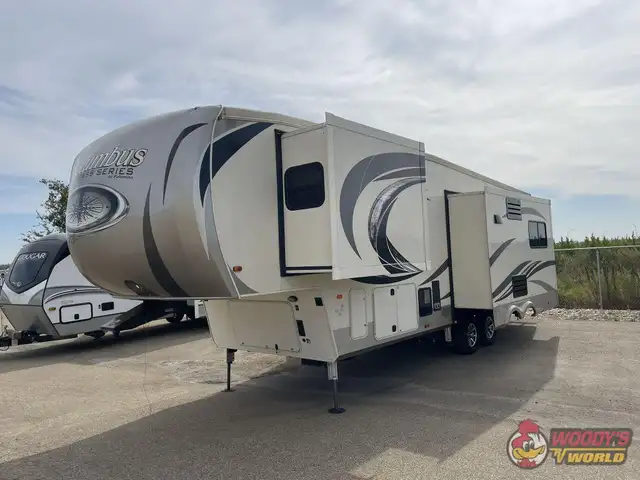 2018 PALOMINO RV COLUMBUS 298RL in Travel Trailers & Campers in Edmonton - Image 3