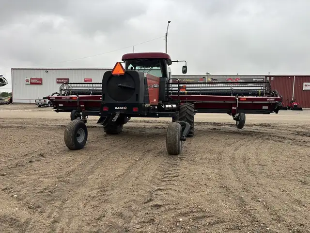 2012 Case WD1203 in Farming Equipment in Swift Current - Image 5