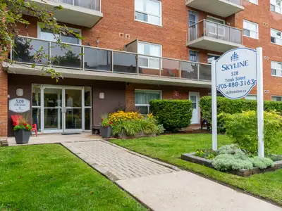 Building Description $1000 OFF FIRST MONTHS RENT FOR MILITARY & EMERGENCY RESPONDERS* *Conditions ap...