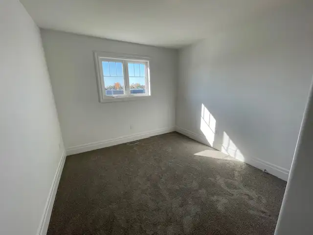 11 Beasley Crescent - 3 Bedroom Home for Rent in Long Term Rentals in Belleville - Image 9