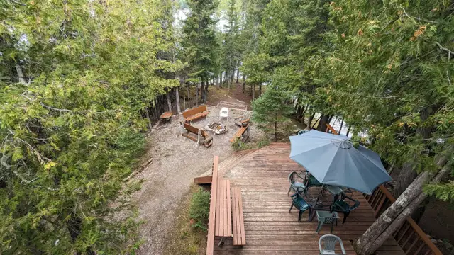 LAKEFRONT COTTAGE FOR RENTRODDICK LAKE - Discounted rates in Quebec in Canada - Image 5