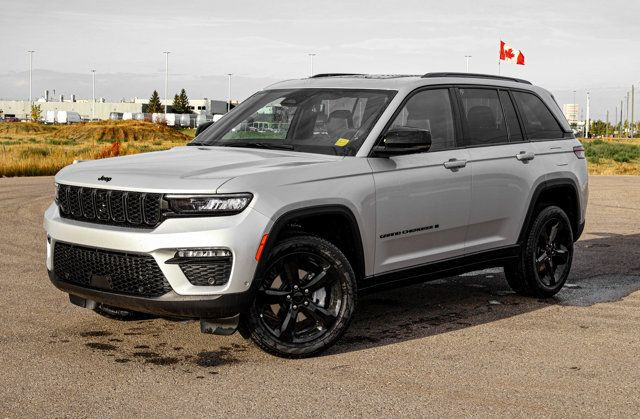 2025 Jeep Grand Cherokee Limited in Cars & Trucks in Strathcona County