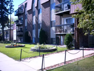 We will have a renovated 1 bedroom available. This unit is renovated with fresh paint, wood plank fl...