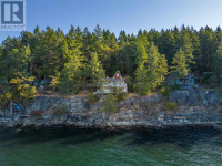 315 DEACON LANE Galiano Island, British Columbia