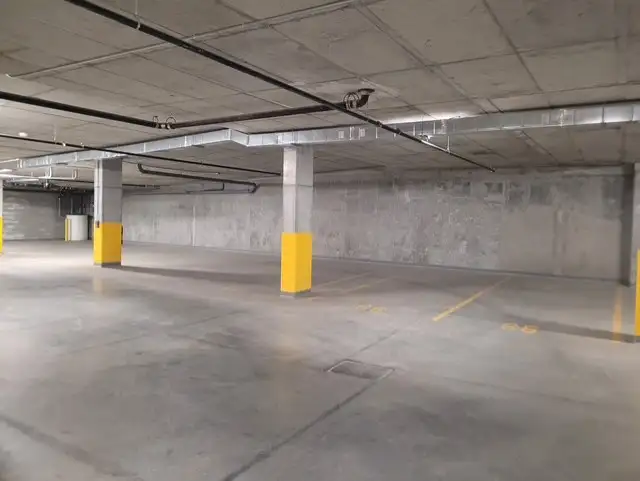 Indoor Parking Spaces for Rent - Interior Parking for Rent - Montreal
