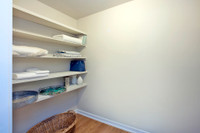 SPACIOUS 1 BEDROOM APARTMENT FOR RENT IN WOODSTOCK! SELECT APARTMENTS FULLY REVITALIZED WITH MODERN... (image 7)