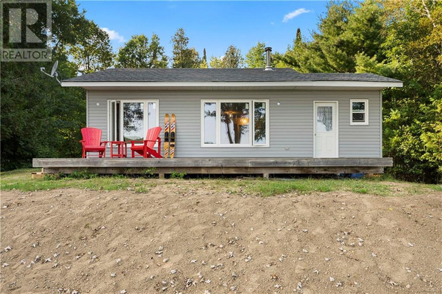 1274 LOWER CRAIGMONT ROAD Combermere, Ontario in Houses for Sale in Pembroke - Image 2
