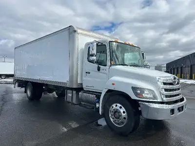 2019 Hino Truck 338 2019 HINO TRUCK 338;Medium Duty Trucks - VAN-DRY CARGO - DELIVERY Penske Locatio...