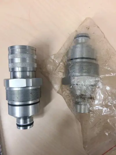 machine side of coupler, Male & Female Flat Face Coupler Kit 7246799 7246802 for Bobcat S740 S130 S1...