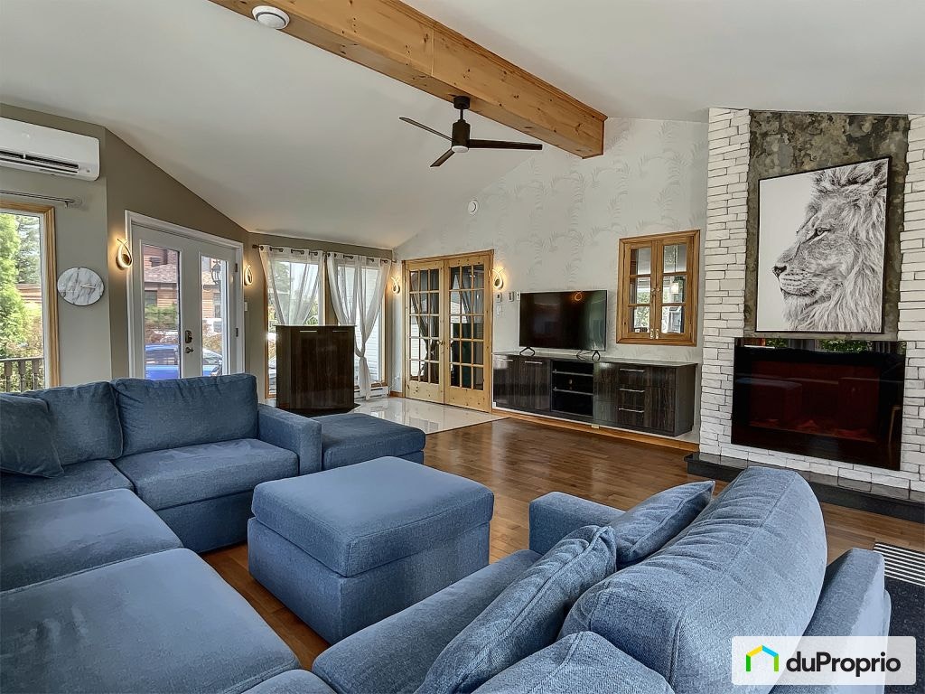 $549,995 - Bungalow for sale in Alma — photo 1