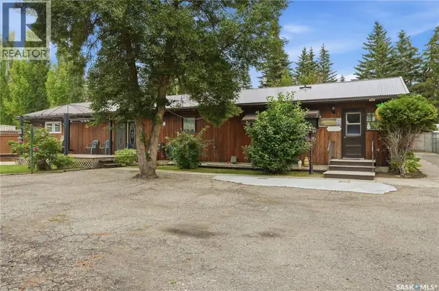 4 Pine STREET Katepwa Beach, Saskatchewan in Houses for Sale in Regina - Image 3