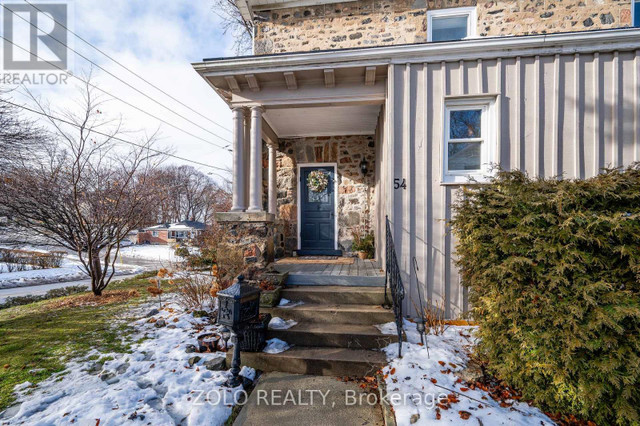 54 BRUCE ST Cambridge, Ontario in Houses for Sale in Cambridge - Image 4