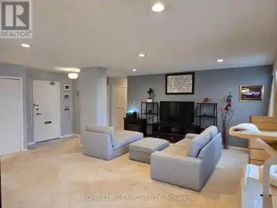 Priced to sell and Penthouse Perfection Awaits at Centennial Tower! Welcome to this rare and excepti...