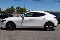 NO ACCIDENT Sleek Performance, Effortless Style: 2021 Mazda3 GT SPORT MANUAL Hatchback Automatic Dri... (image 3)
