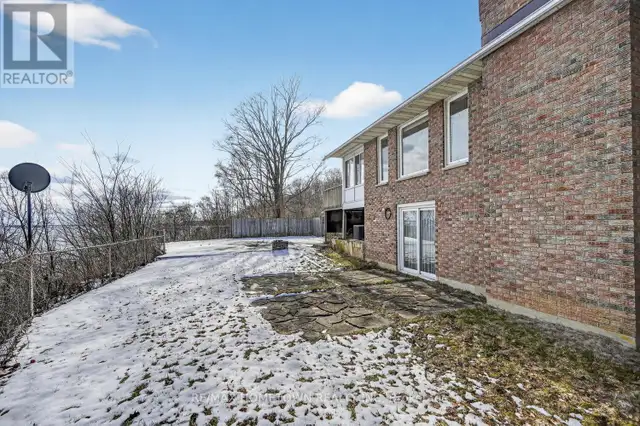 1327 1000 ISLANDS PARKWAY Front of Yonge, Ontario in Houses for Sale in Kingston - Image 32