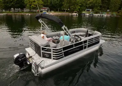 Non Currents in stock, Sale on now. Book viewing and get onboard. MirroCrafts and Montego Bay Pontoo...