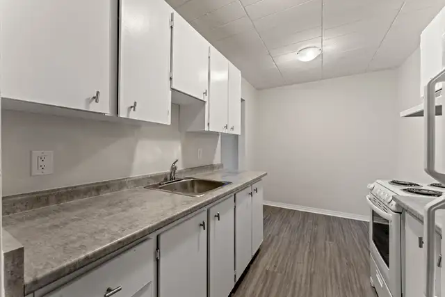 Sun Ray Manor Apartments - 1 Bedroom, 1 Bath A Apartment for Ren in Long Term Rentals in Windsor Region - Image 12