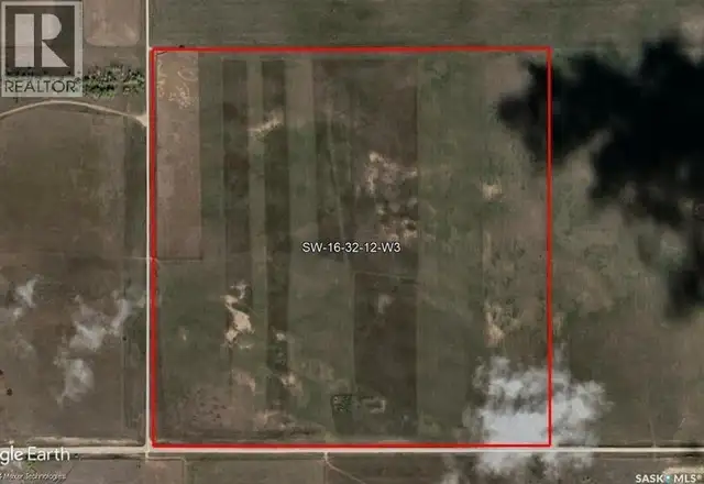 1 Quarters RM 316 Harris Rm No. 316, Saskatchewan in Land for Sale in Saskatoon - Image 2