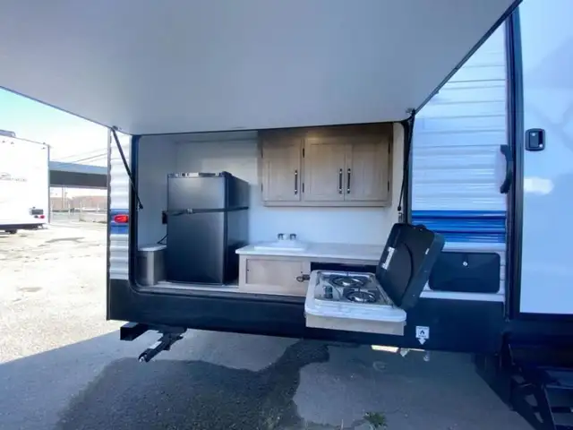 2025 Keystone RV Springdale 310BR in Travel Trailers & Campers in Bedford - Image 29