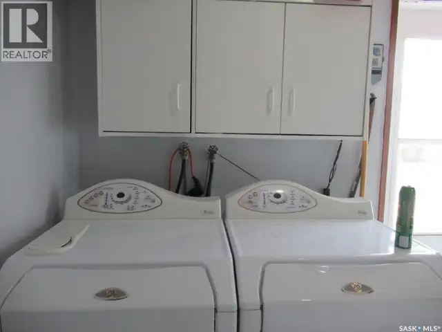 207 2nd AVENUE W Smiley, Saskatchewan in Houses for Sale in Saskatoon - Image 24