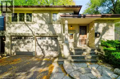 Welcome home to 115 Euston Rd, this exceptional home is nestled in South Burlington, on a cul-de-sac...