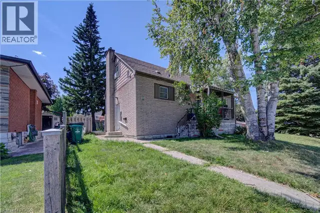 119 WALKER Street Kitchener, Ontario in Houses for Sale in Kitchener / Waterloo - Image 3