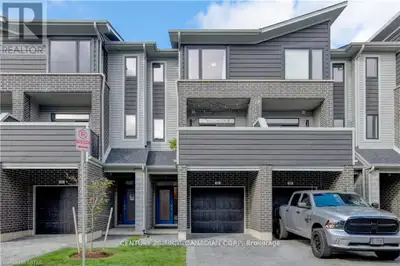 33 - 177 EDGEVALLEY ROAD London East (East D), Ontario