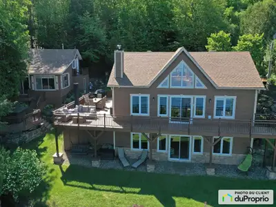 À 30 minutes de Tremblant - Petit domaine clé en main Que vous cherchiez à vous détendre au bord de...