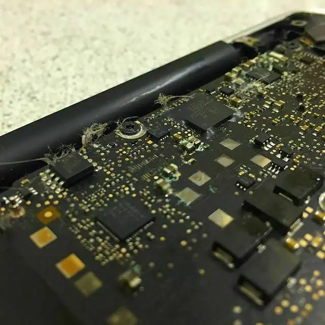 Computer Service, Upgrades & Service - Mac & PC - The Stem in Services (Training & Repair) in Calgary - Image 6