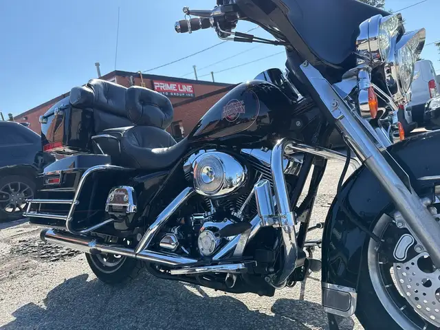 2001 Harley-Davidson Electra Glide Classic ~ ELECTRA GLIDE ~ 88C in Sport Touring in City of Toronto - Image 29