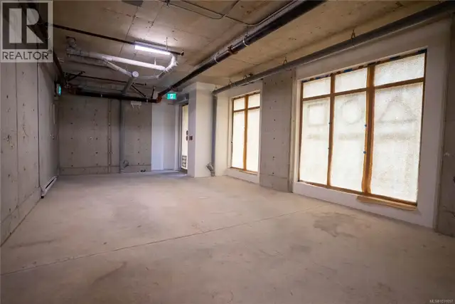 1303 Hillside Ave Victoria, British Columbia in Commercial & Office Space for Sale in Victoria - Image 6