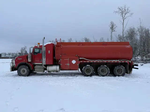 2006 KENWORTH T800 in Heavy Trucks in Saskatoon - Image 9