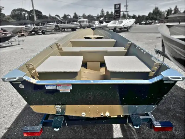 2023 Smoker-Craft Voyager 16 in Powerboats & Motorboats in Grand Bend - Image 5