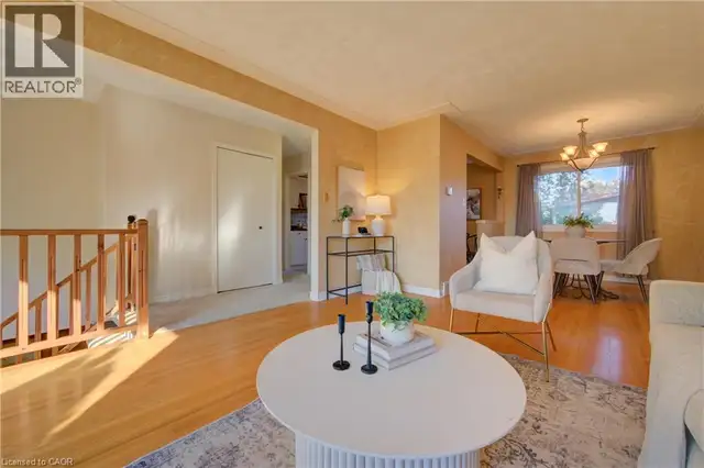 79 GAY Crescent Kitchener, Ontario in Houses for Sale in Kitchener / Waterloo - Image 7