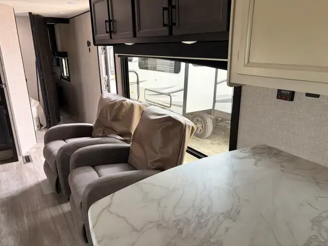 2023 Jayco Jay Flight 280RKS in Travel Trailers & Campers in St. Albert - Image 11