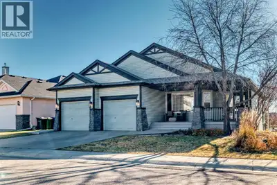 LUXURY LIVING ON THE POND. Gorgeous, fully renovated luxury walkout bungalow backing onto West Creek...