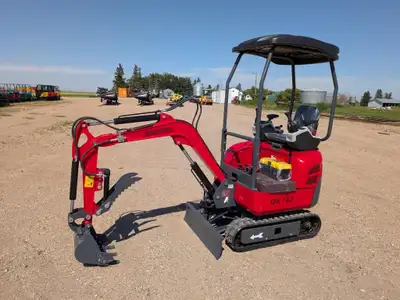 2025 AGROTK QK18Z Mini Excavator - pilot controls, 459 cc 17 hp gasoline engine, 17 in.dig bucket, h...