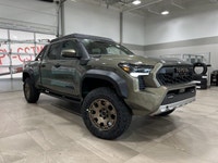 HEATED FRONT SEATS, LED HEADLIGHTS, AUTOMATIC HIGHBEAMS, ADAPTIVE CRUISE CONTROL, AERIAL VIEW DISPLA... (image 1)