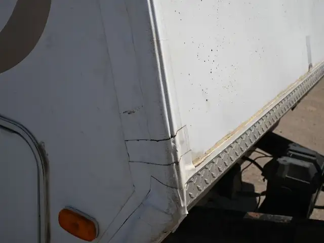 2010 Lite 28GGS in Travel Trailers & Campers in St. Albert - Image 5