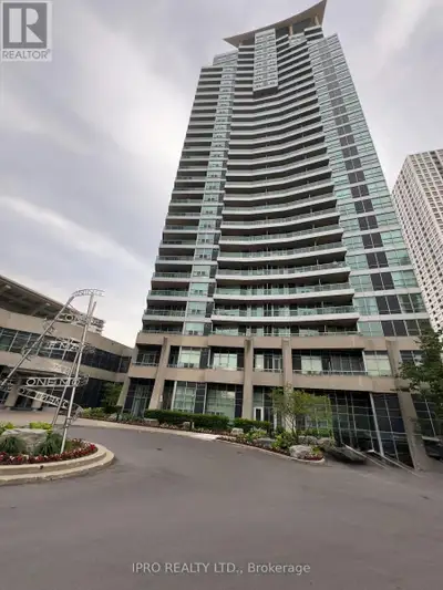 1502 - 33 ELM DRIVE Mississauga (City Centre), Ontario