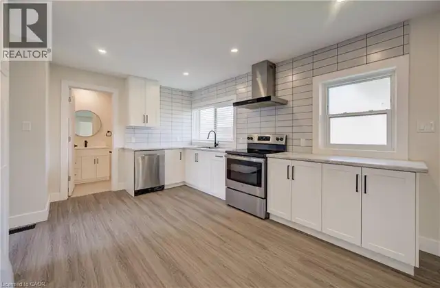 361 PROSPECT Avenue Kitchener, Ontario in Houses for Sale in Kitchener / Waterloo - Image 5