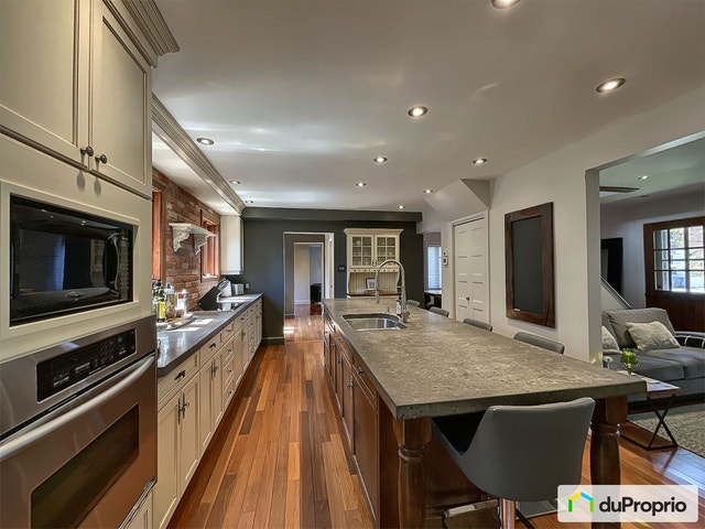 $885,000 - Square Foot - 2 Storey for sale in Boucherville — photo 2