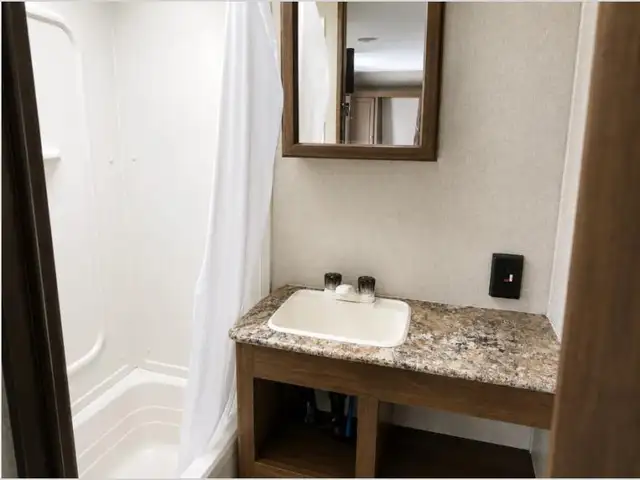 2017 Keystone RV Hideout Single Axle 175LHS in Travel Trailers & Campers in Woodstock - Image 9