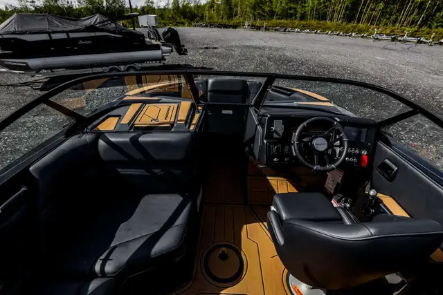 2024 Moomba MONDO in Powerboats & Motorboats in Rimouski / Bas-St-Laurent - Image 26