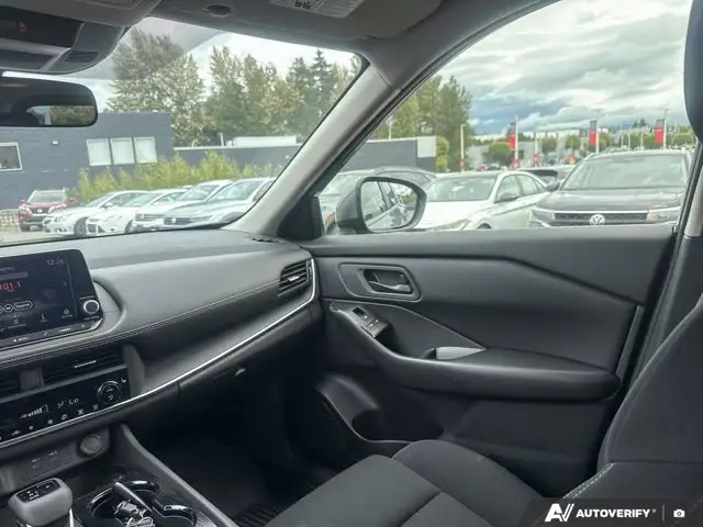2024 Nissan Rogue S | Screen Display | Backup Camera in Cars & Trucks in Abbotsford - Image 12