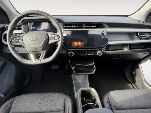2027 Chevrolet Bolt RS FWD 4dr RS in Cars & Trucks in Lethbridge - Image 15