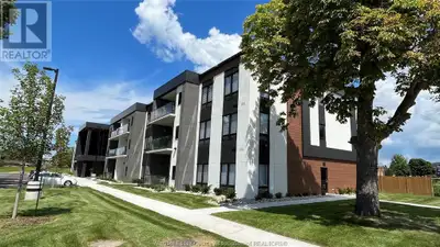 140 MAIN East Unit# 102 Kingsville, Ontario