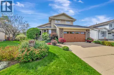 This pristine and truly one of a kind home is immersed in one of College Park’s most mature and soug...