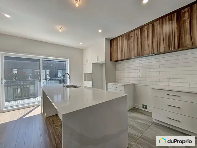 $649,000 - Townhouse for sale in Vaudreuil-Dorion in Houses for Sale in West Island - Image 7